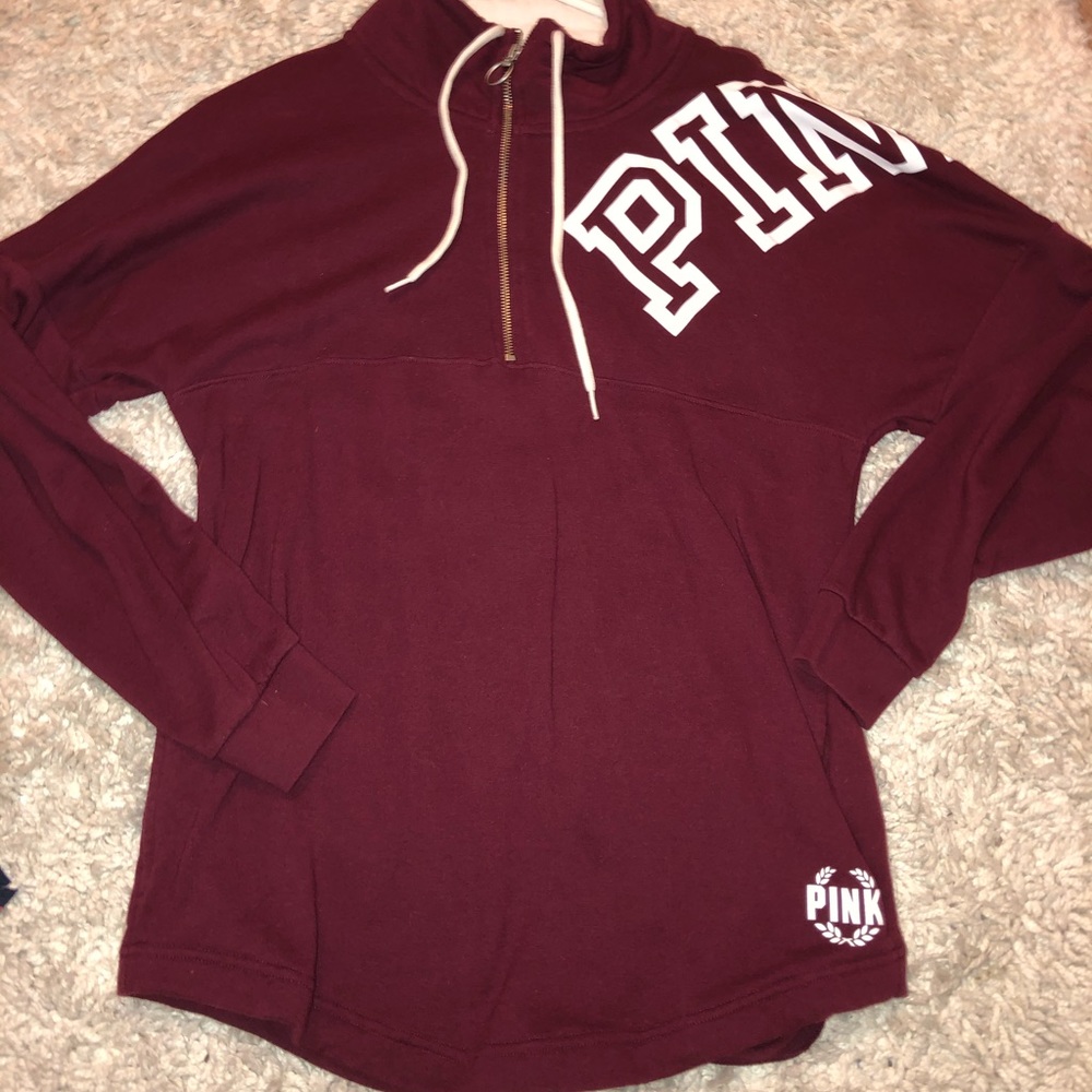 Soft Pink sweatshirt with zipper